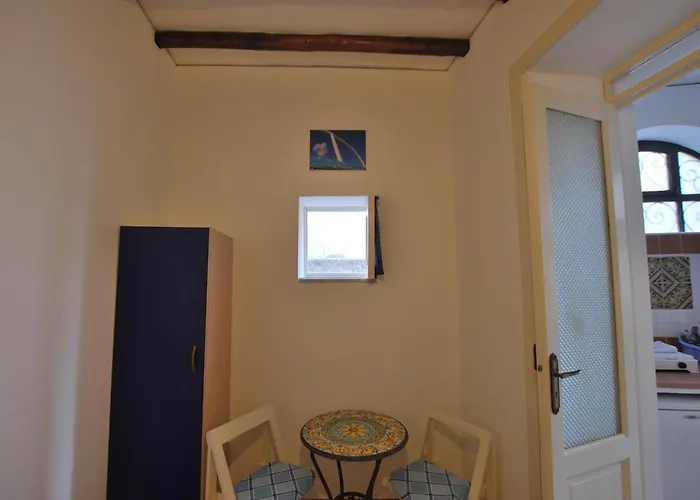 斯皮亚贾格瓦尔肯诺肯斯奥特公寓 *